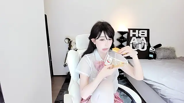 Snapshot of bdbdzs chatting on 19, 2, 2025 bdbdzs online show from 19, 2, 2025