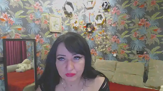 SusanLaNice online show from 11, 12, 2024