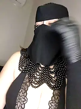 Snapshot of -Arab_milf- chatting on 11, 1, 2025 -Arab milf- online show from 11, 1, 2025