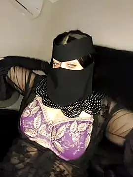 Snapshot of -Arab_milf- chatting on 12, 2, 2025 -Arab milf- online show from 12, 2, 2025