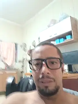 Snapshot of 2024gaelpiroca chatting on 15, 11, 2025 2024gaelpiroca online show from 15, 11, 2025