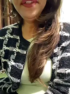MIss-Naina online show from 4, 1, 2025