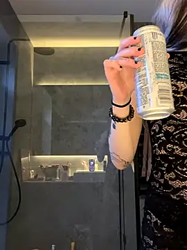 madelinexx online show from 23, 10, 2025