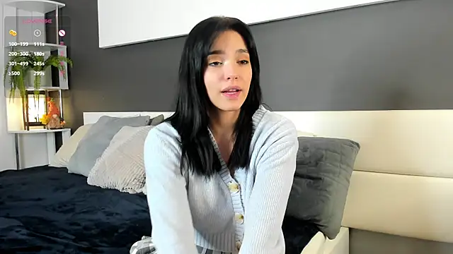 Snapshot of WildaBendell chatting on 19, 12, 2024 WildaBendell online show from 19, 12, 2024