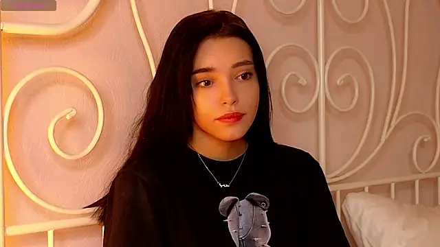 Snapshot of WildaBendell chatting on 12, 2, 2025 WildaBendell online show from 12, 2, 2025