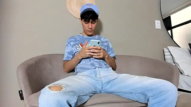 Huge latin cock online show from 9, 2, 2025