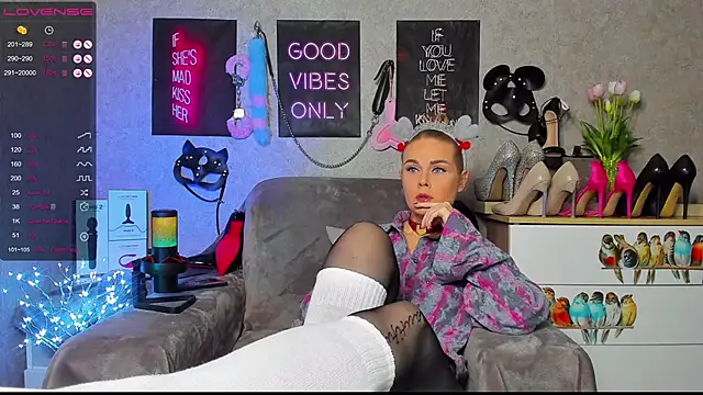 HannaKorsak online show from 10, 12, 2024