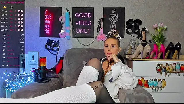 HannaKorsak online show from 11, 12, 2024