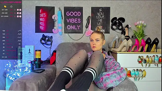 HannaKorsak online show from 17, 12, 2024