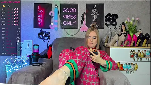 HannaKorsak online show from 16, 2, 2025