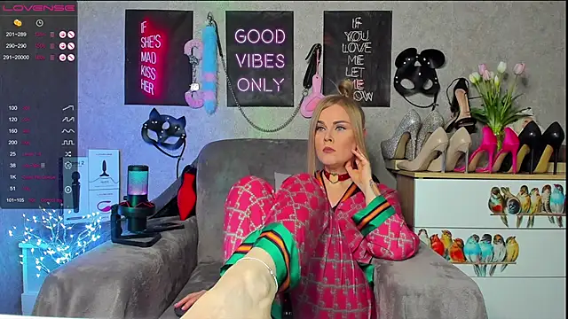 HannaKorsak online show from 21, 2, 2025