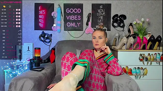 HannaKorsak online show from 26, 2, 2025