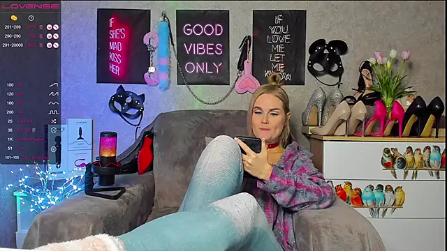 HannaKorsak online show from 6, 3, 2025