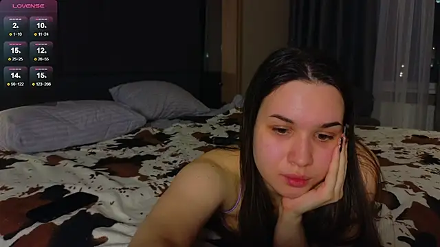 Snapshot of Roxie_Mils chatting on 14, 3, 2025 Roxie Mils online show from 14, 3, 2025