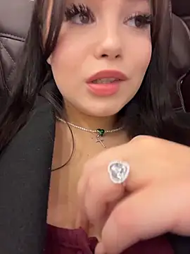 Snapshot of Chloe__Moon chatting on 23, 10, 2025 Chloe Moon online show from 23, 10, 2025