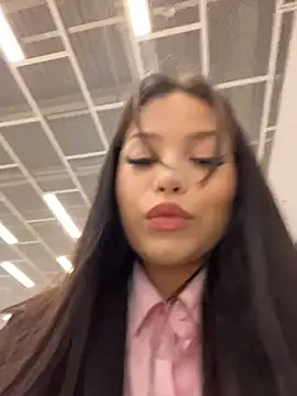 Snapshot of Chloe__Moon chatting on 3, 11, 2025 Chloe Moon online show from 3, 11, 2025