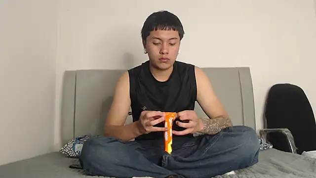 Snapshot of alex-lover chatting on 14, 2, 2026 alex-lover online show from 14, 2, 2026