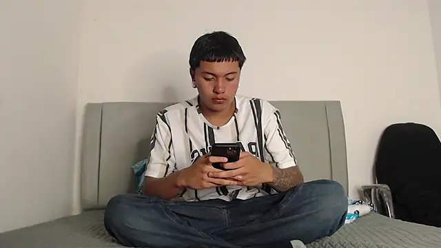 Snapshot of alex-lover chatting on 25, 2, 2026 alex-lover online show from 25, 2, 2026