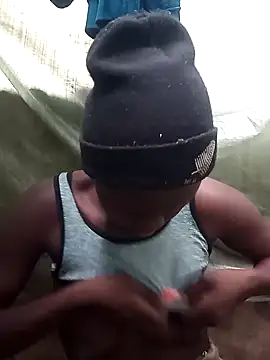Black juicy24 online show from 4, 1, 2025