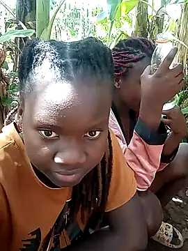 Black juicy24 online show from 17, 1, 2025