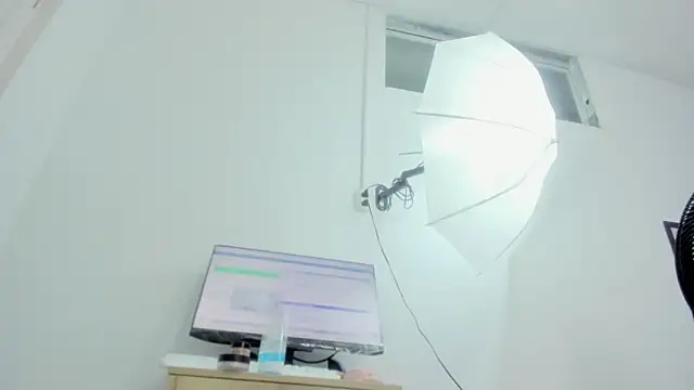 Snapshot of Dalia_20 chatting on 9, 11, 2025 Dalia 20 online show from 9, 11, 2025