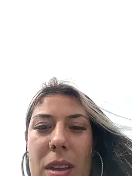 Sweel Leyva18 online show from 6, 12, 2024