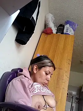 Sweel Leyva18 online show from 24, 11, 2025