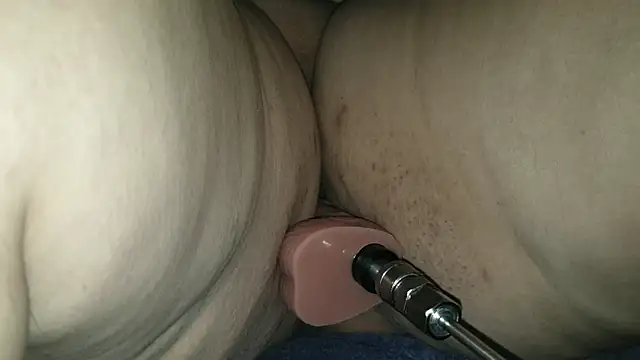 Snapshot of passionduo4 chatting on 4, 12, 2025 passionduo4 online show from 4, 12, 2025