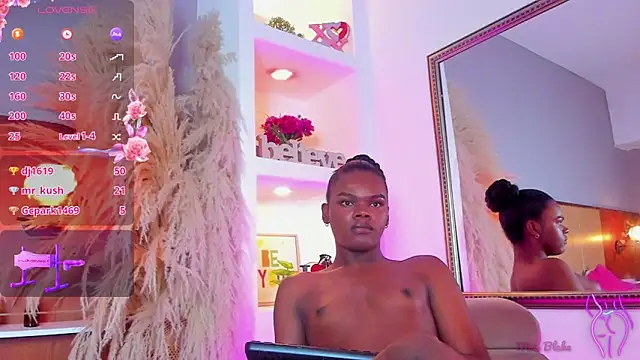 CamiEstrada online show from 2, 2, 2025