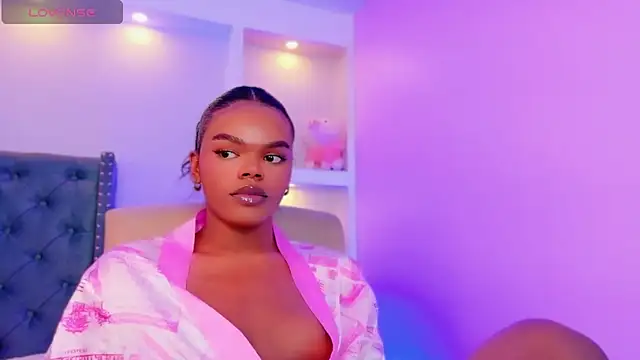 CamiEstrada online show from 21, 9, 2025