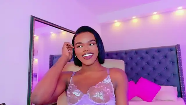 CamiEstrada online show from 25, 9, 2025