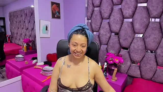 slut anal  online show from 13, 1, 2025