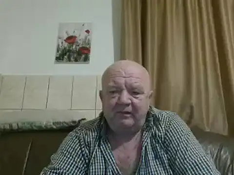 Snapshot of fullballs6 chatting on 25, 1, 2025 fullballs6 online show from 25, 1, 2025