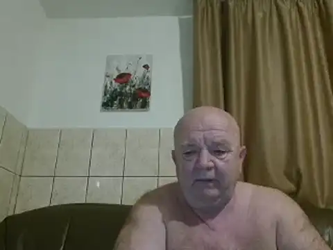 Snapshot of fullballs6 chatting on 6, 2, 2025 fullballs6 online show from 6, 2, 2025