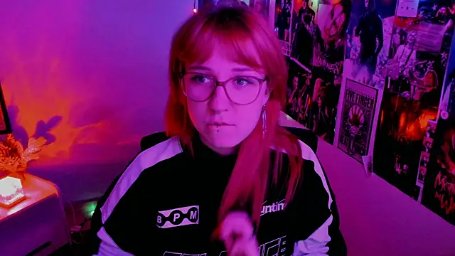 Snapshot of Rudy_02 chatting on 20, 9, 2025 Rudy 02 online show from 20, 9, 2025