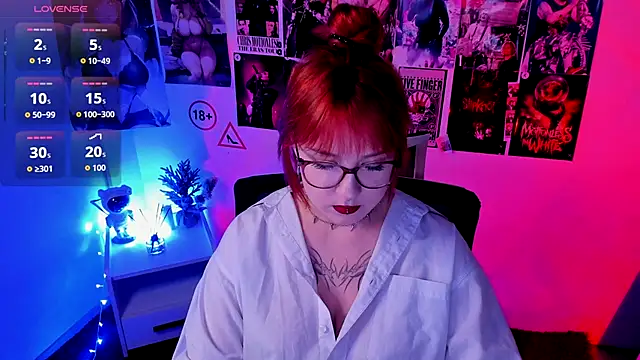 Snapshot of Rudy_02 chatting on 6, 10, 2025 Rudy 02 online show from 6, 10, 2025