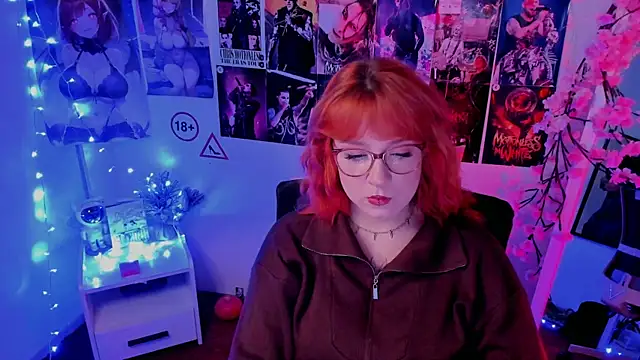 Snapshot of Rudy_02 chatting on 17, 11, 2025 Rudy 02 online show from 17, 11, 2025