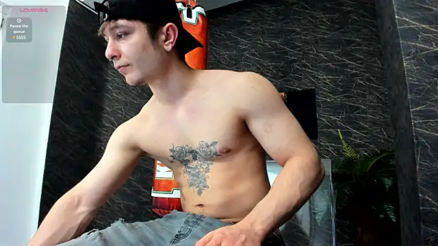 leonardsmith01 online show from 14, 1, 2025