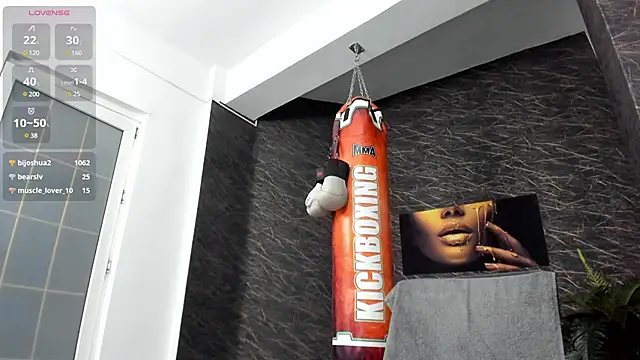 leonardsmith01 online show from 9, 2, 2025