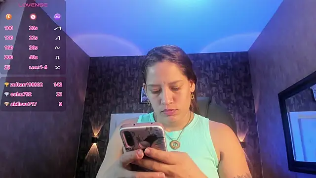 Snapshot of samantha__karolstone chatting on 30, 1, 2025 samantha karolstone online show from 30, 1, 2025