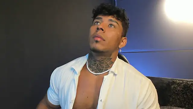 bradley smith online show from 26, 10, 2025