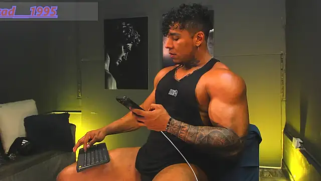 Snapshot of bradley_smith chatting on 28, 2, 2026 bradley smith online show from 28, 2, 2026