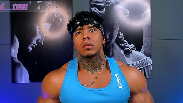 Snapshot of bradley_smith chatting on 3, 3, 2026 bradley smith online show from 3, 3, 2026