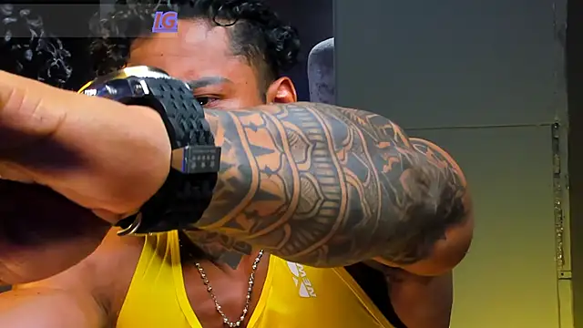 Snapshot of bradley_smith chatting on 5, 3, 2026 bradley smith online show from 5, 3, 2026