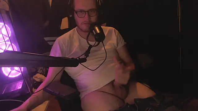 chicostick413 online show from 29, 11, 2025