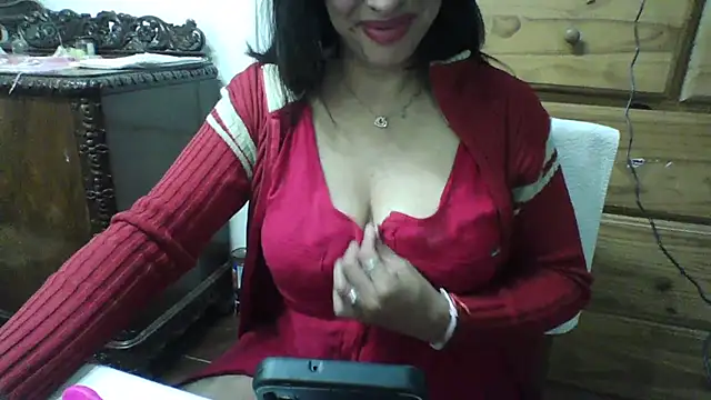 Snapshot of fressayfabi123 chatting on 8, 11, 2025 fressayfabi123 online show from 8, 11, 2025