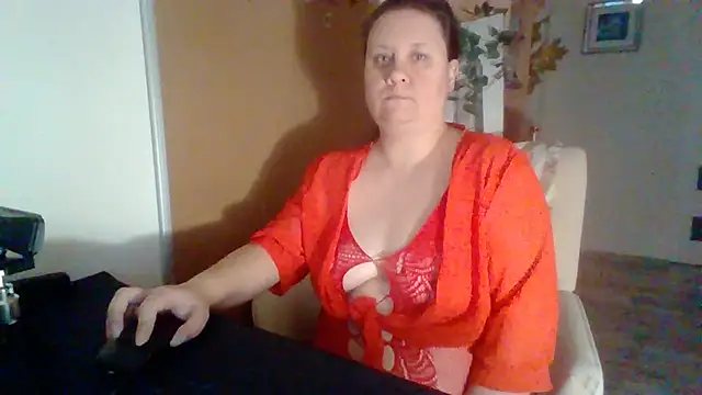 Snapshot of ReifeVenna chatting on 3, 12, 2024 ReifeVenna online show from 3, 12, 2024