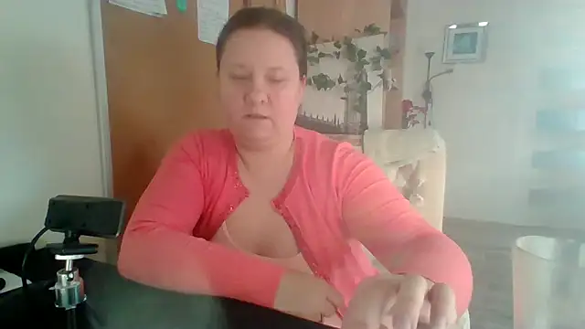 Snapshot of ReifeVenna chatting on 31, 12, 2024 ReifeVenna online show from 31, 12, 2024