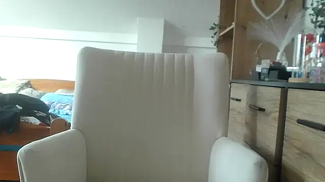 Snapshot of ReifeVenna chatting on 20, 2, 2025 ReifeVenna online show from 20, 2, 2025