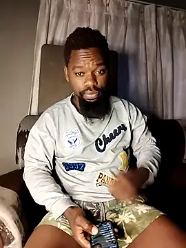 Snapshot of Chocolate_factory_man chatting on 25, 9, 2025 Chocolate factory man online show from 25, 9, 2025